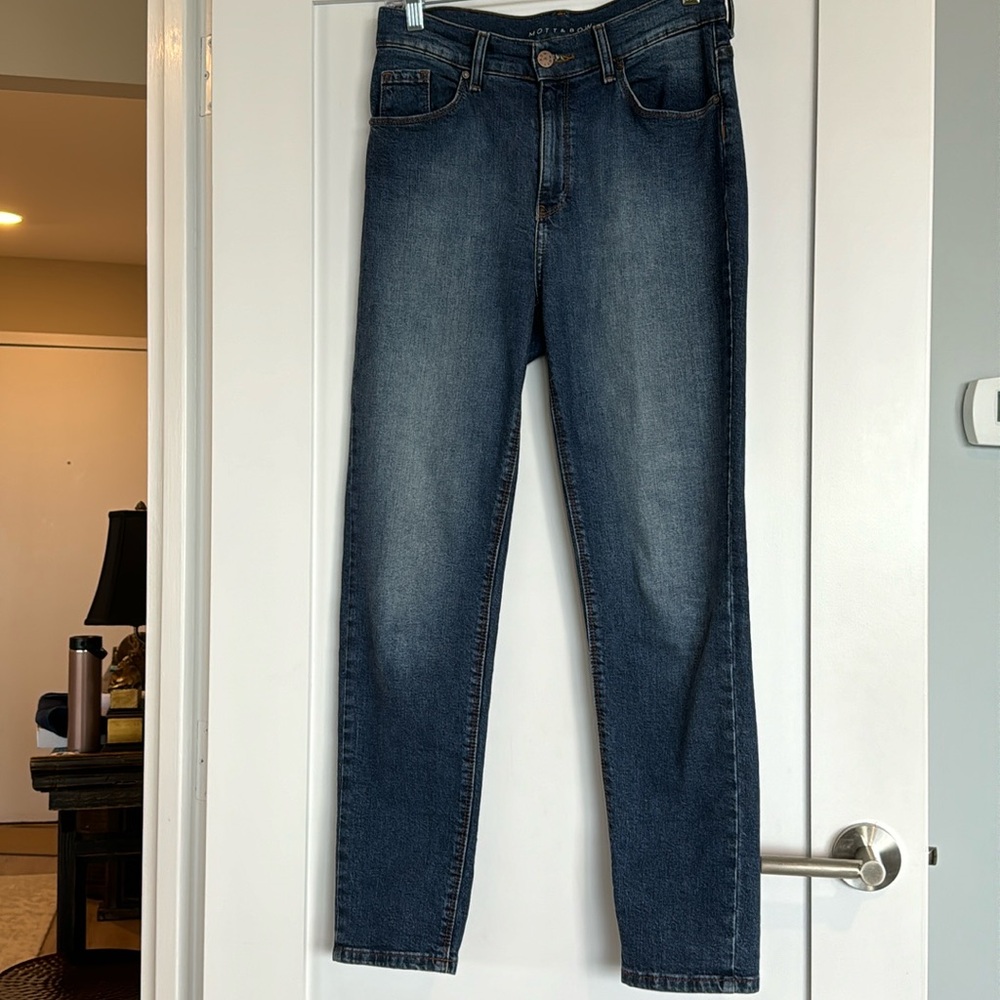 Mott & Bow high rise MOM jean